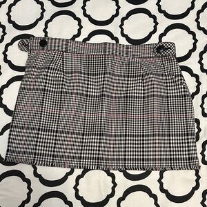Tommy Hilfiger Black and White Mini Skirt